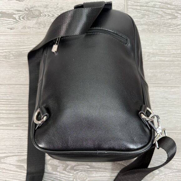 David Jones Paris Black Faux Leather 12\